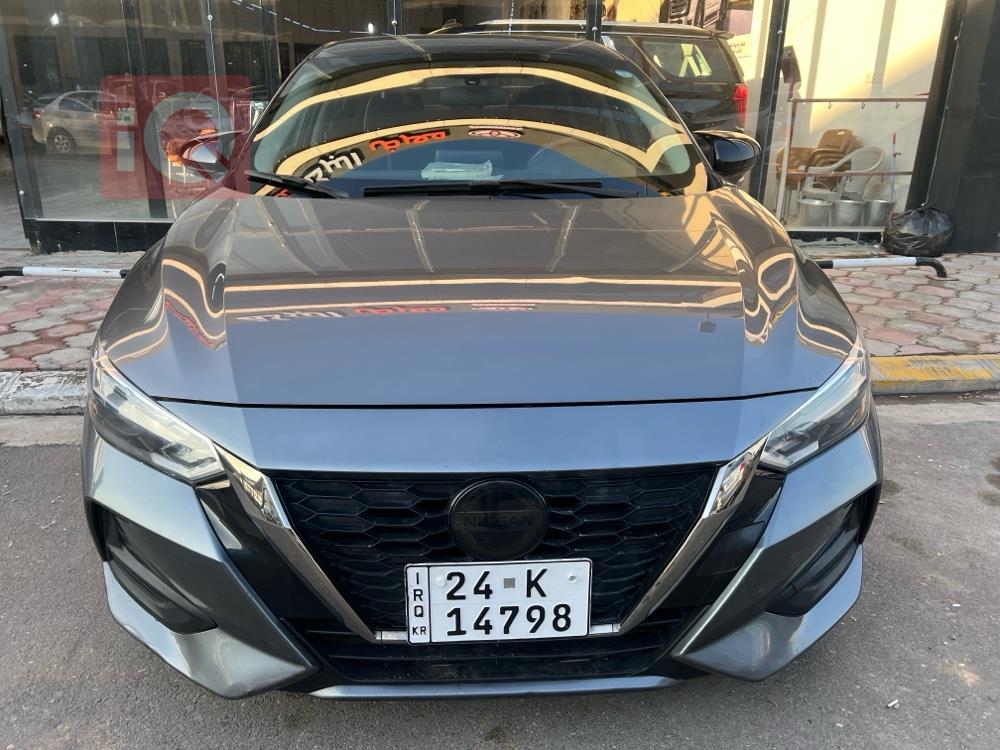 نیسان سێنترا